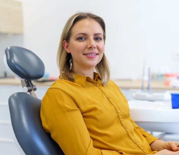 Hygienist providing dental cleanings and exams in Clearwater, FL